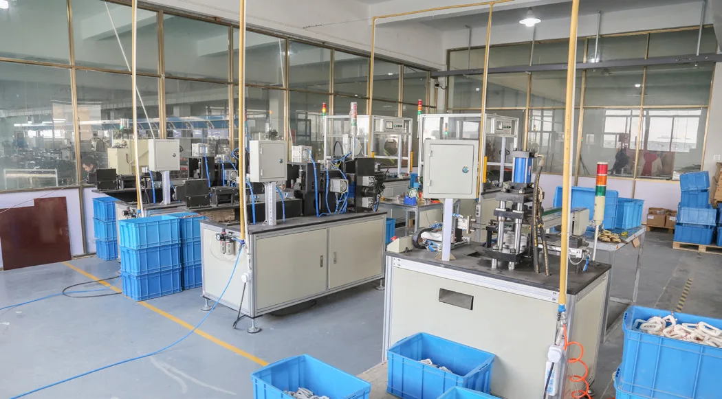 Automatic motor assembly line at Bonte factory